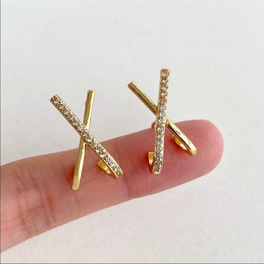 🌟Elegant Gold Plated Stud Earrings